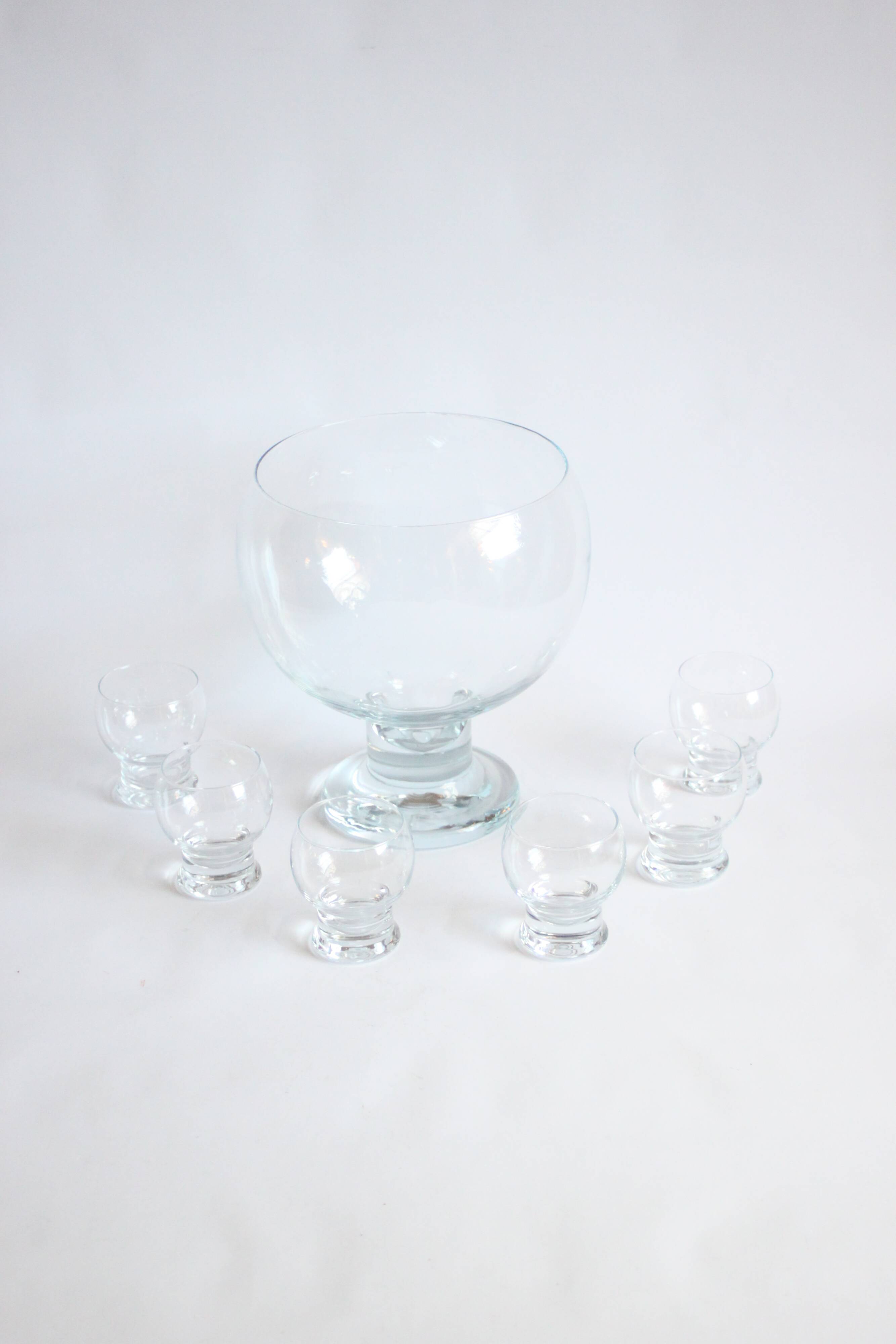 Glass Punch Bowl By Erkkitapio Siiroinen For Riihimaen Lasi, Finland 1970S