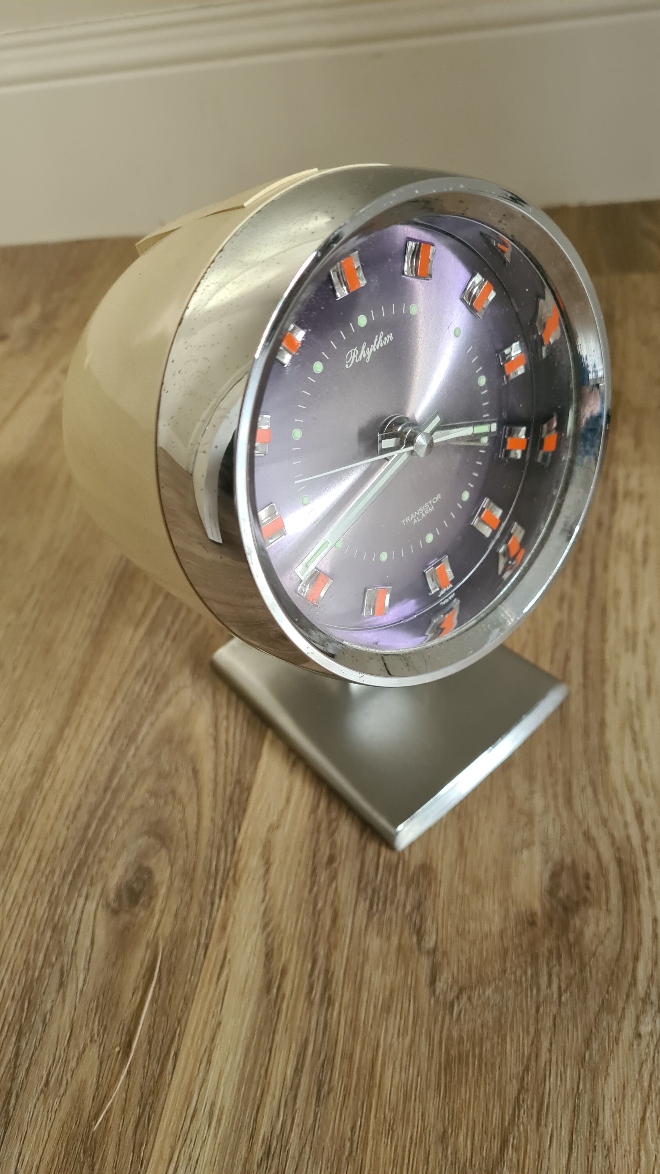 Old alarm clock Rhythm foot Tulip 70s Japan