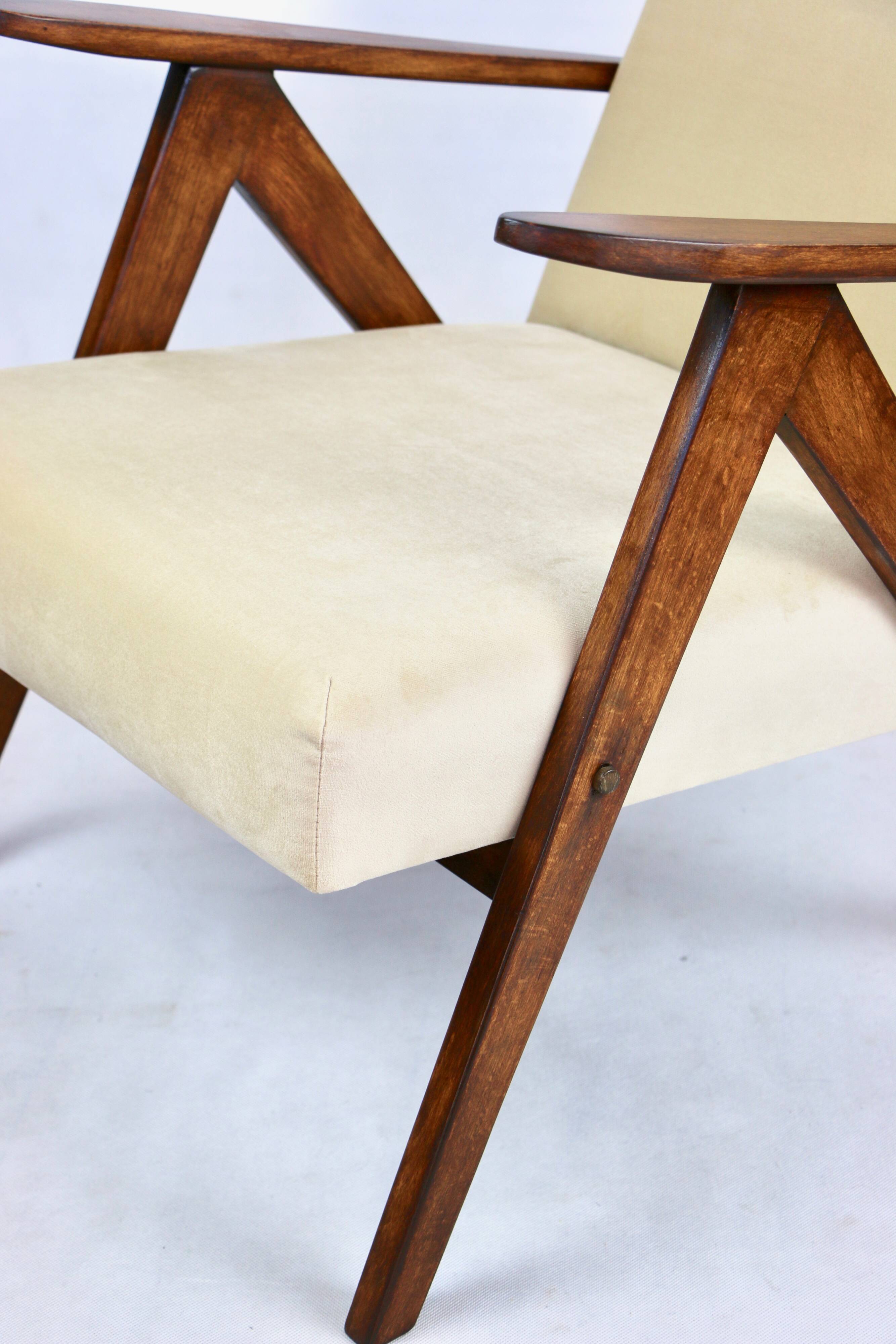 Vintage B-310 VAR armchair in light brown beige velvet - 2 pieces available