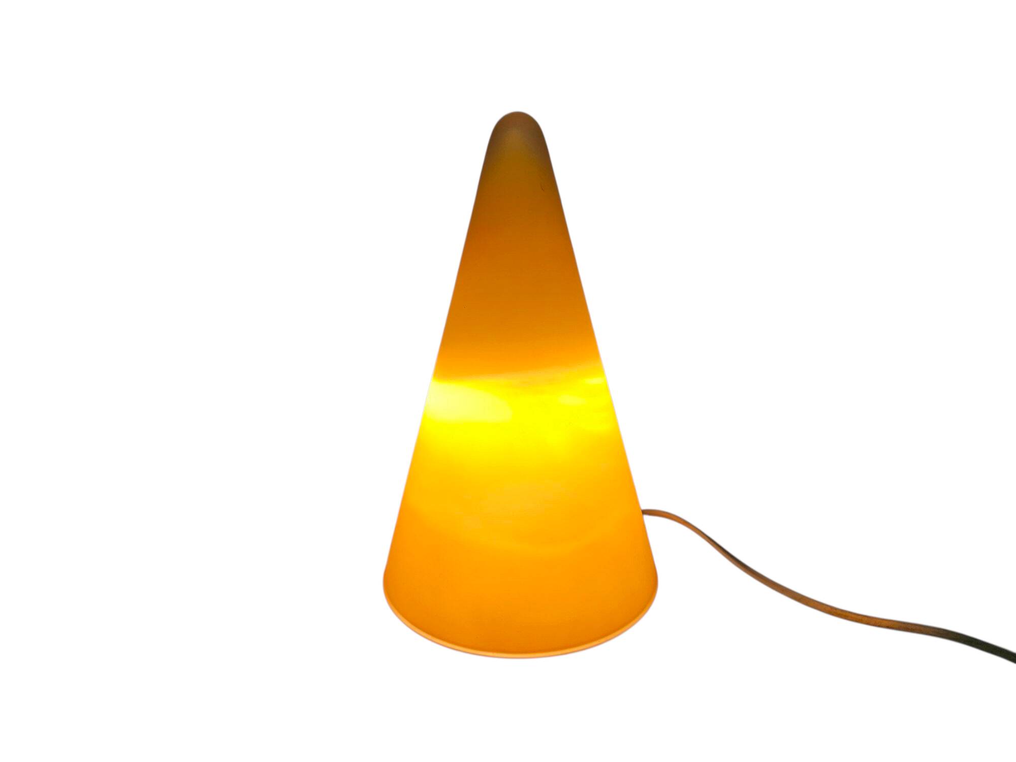 Lampe modèle Tipi par SCE "Société Centrale d'Eclairage France"