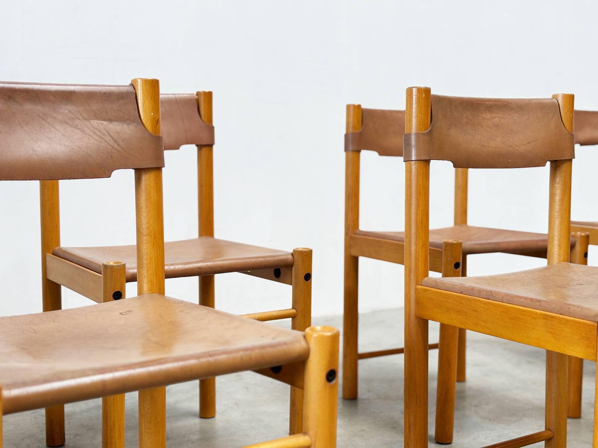 Exceptional set of eight dining chairs by Ibisco Sedie