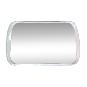 Rectangular mirror, horizontal or vertical, in white lacquered wood, 1970s.