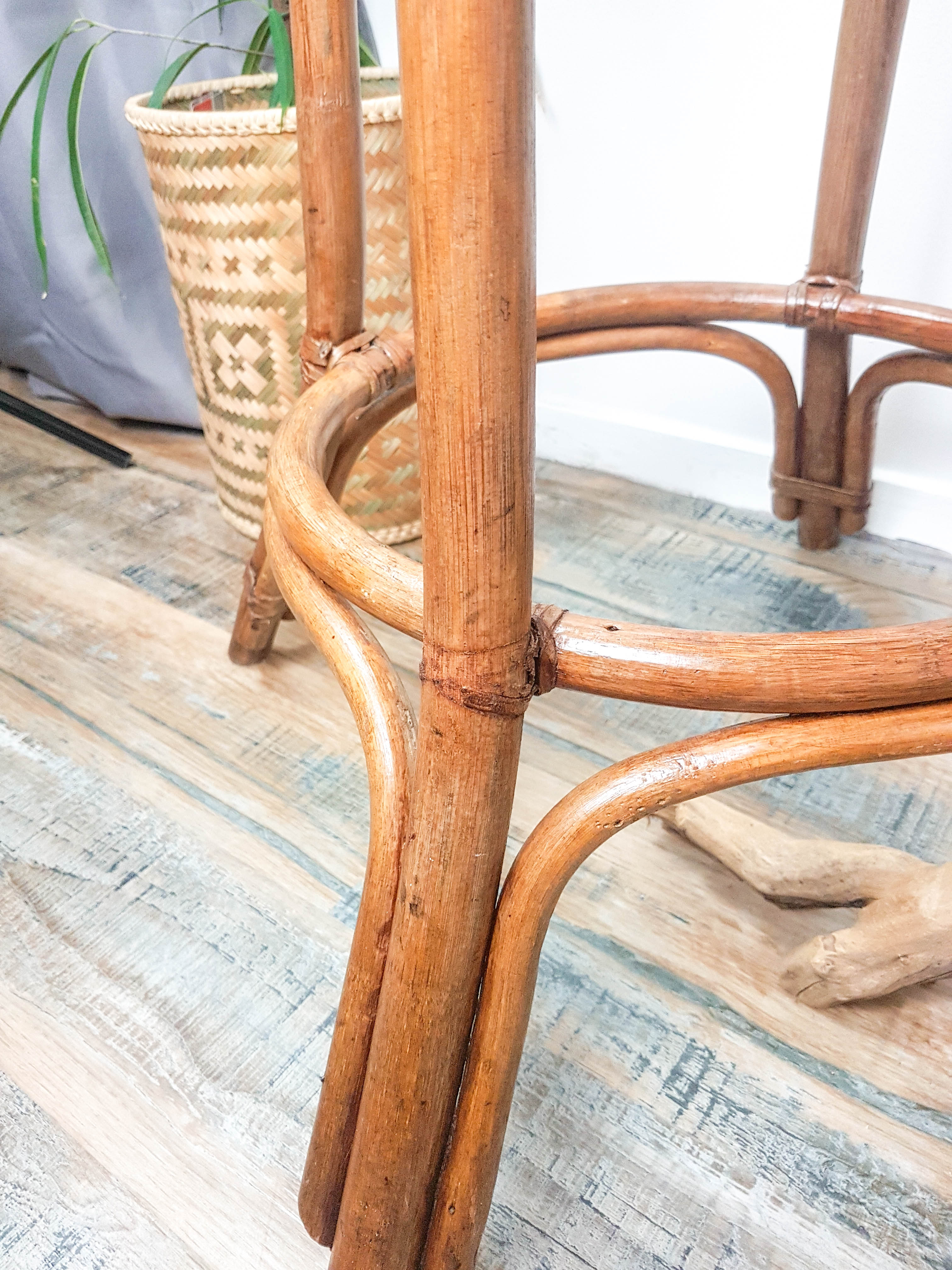 Wooden bistro set dime turned Thonet style