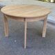 Table ronde extensible scandinave en bois clair décapé rallonge intégrée 19