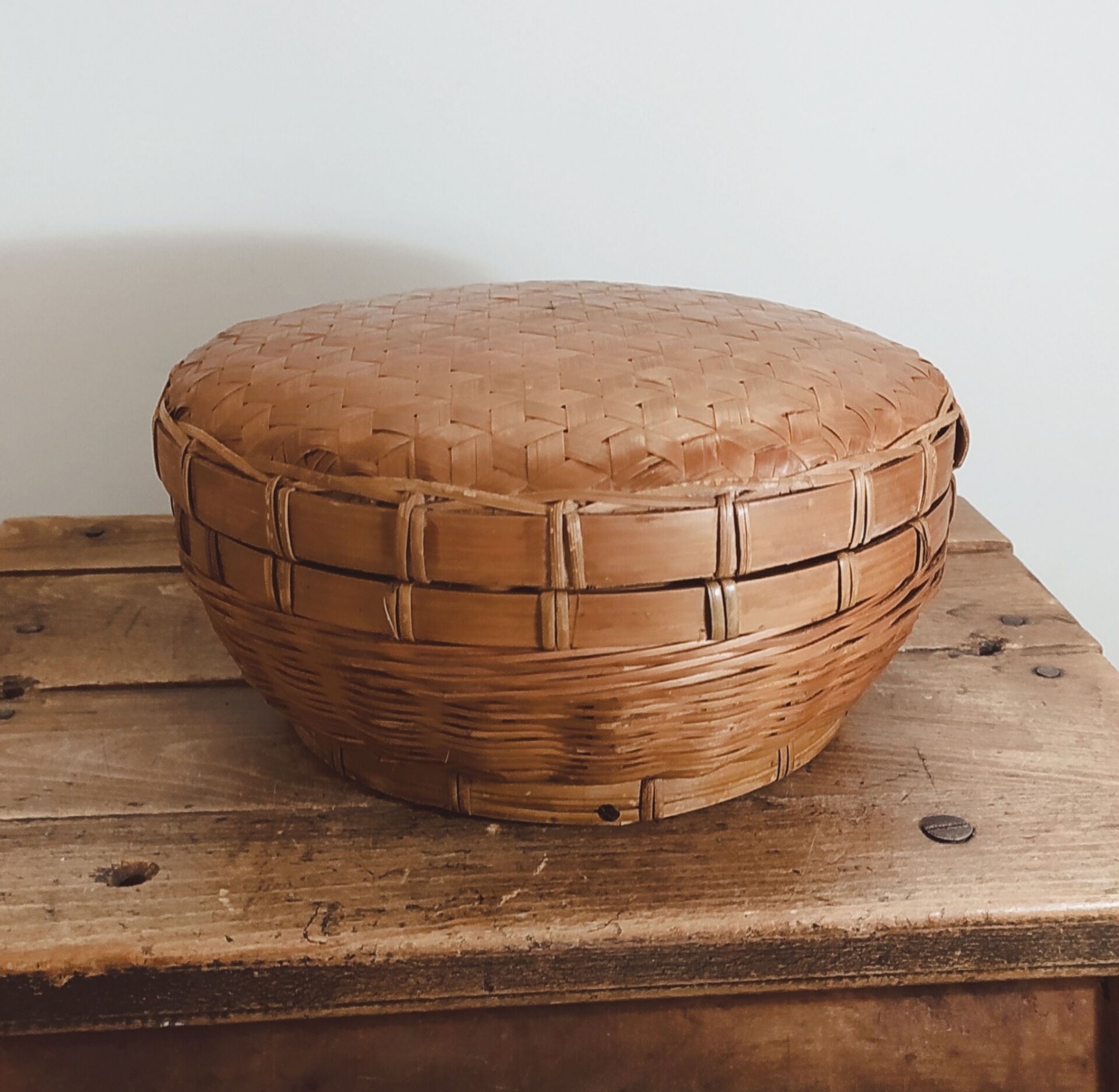 Boîte ronde vintage • Artisanat
