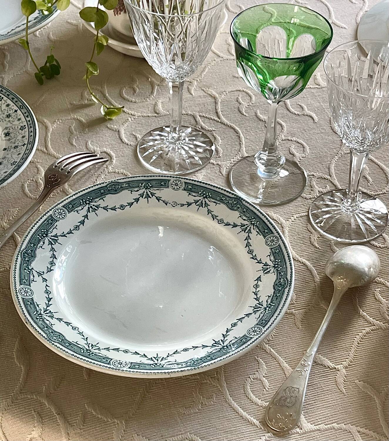 5 antique ironstone plates from Moulin des Loups.