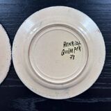 Paire d’assiettes Henriot Quimper