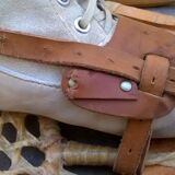 ancienne paire de raquette de neige