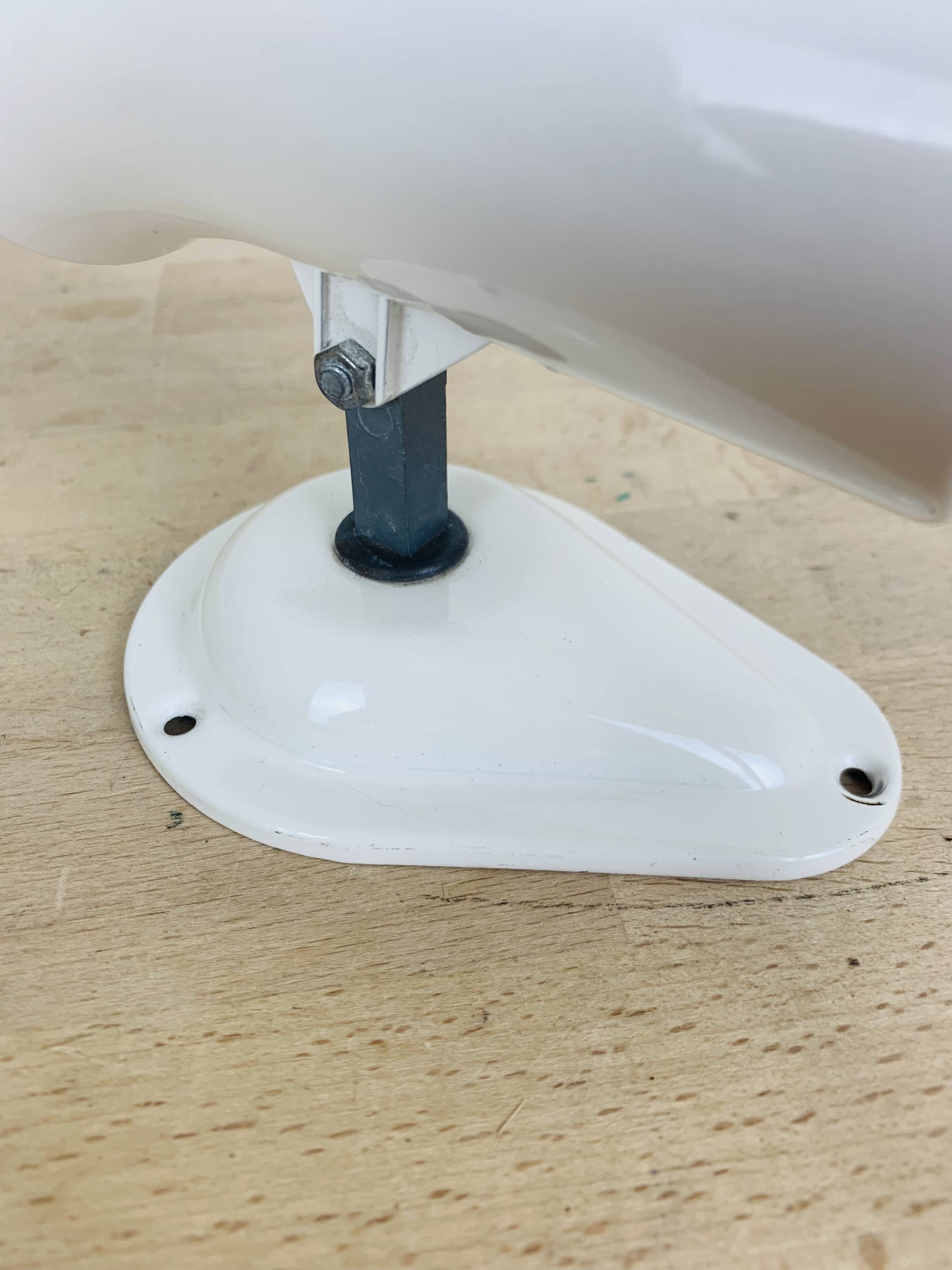 Lita vintage white metal spotlight wall light