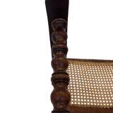 Fauteuil Art Déco en chêne tressé, design minimaliste.