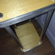 Meuble d’appoint en inox et formica