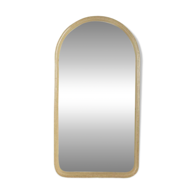 Magnifique miroir des années 1970. Monture en métal avec cadre en verre acrylique et rétroéclairage. Fabriqué en Allemagne.