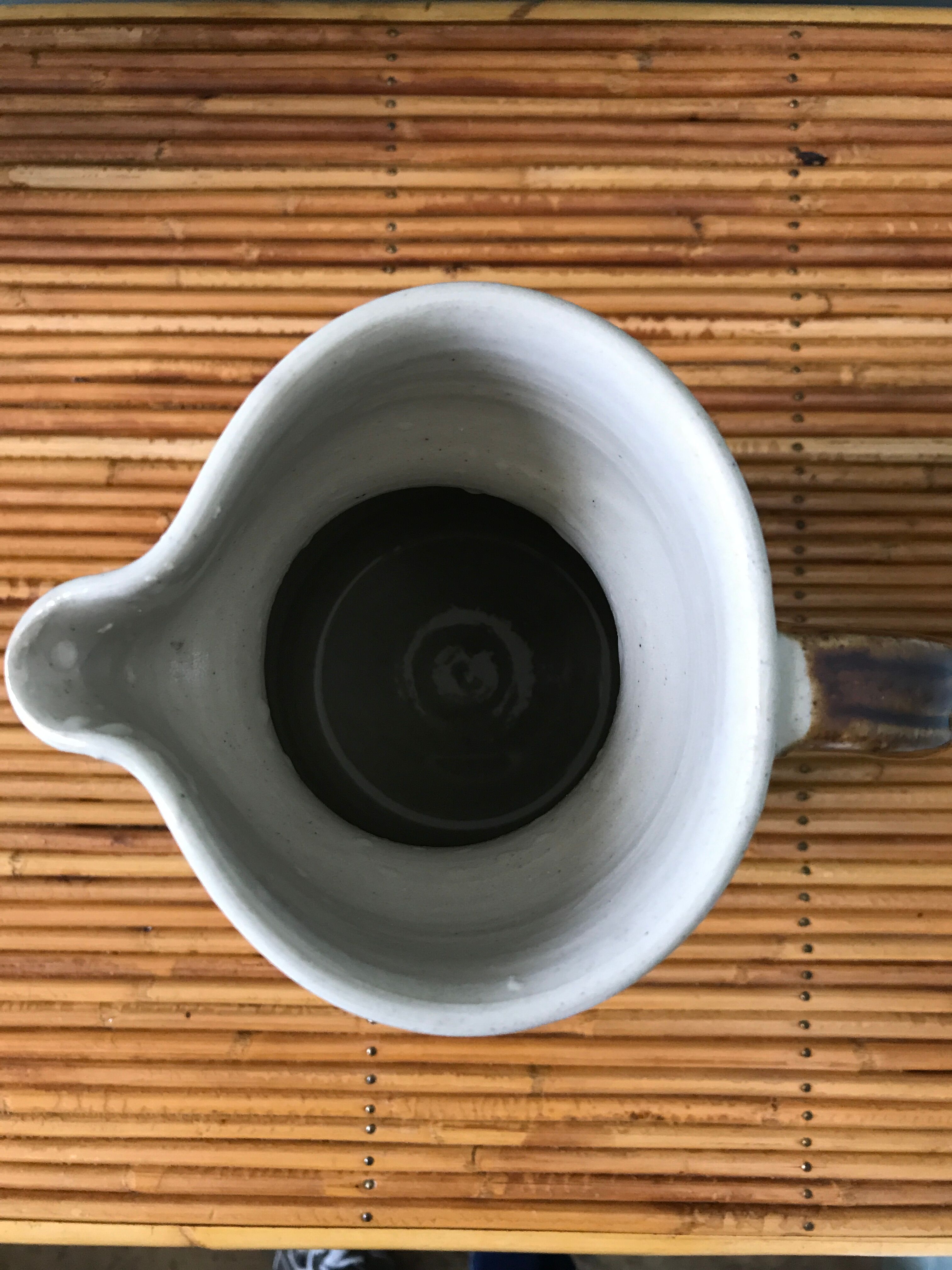 Sandstone pitcher 1.5 liters