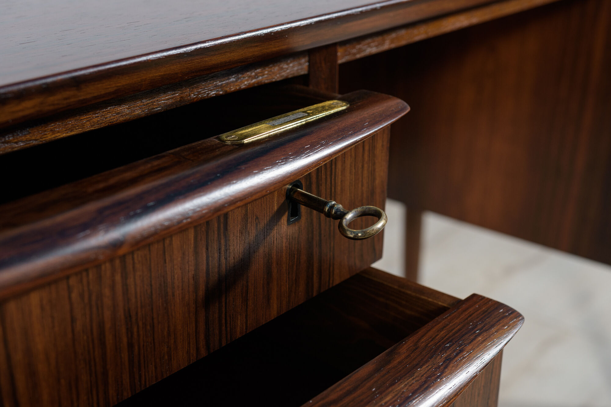 Mid-Century Freestanding Rosewood Desk, 1960s