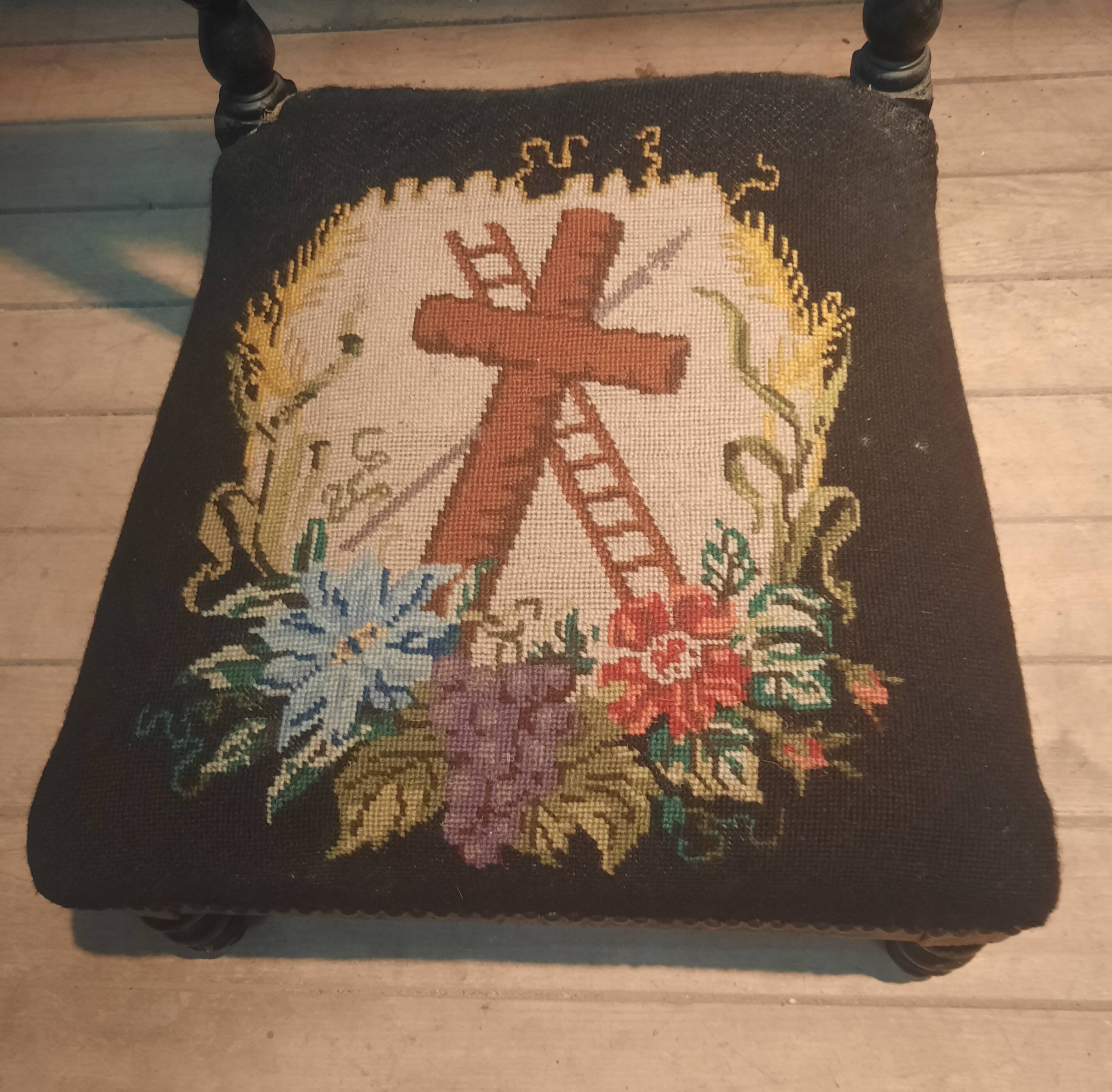 Prie dieu Napoléon III en bois noirci