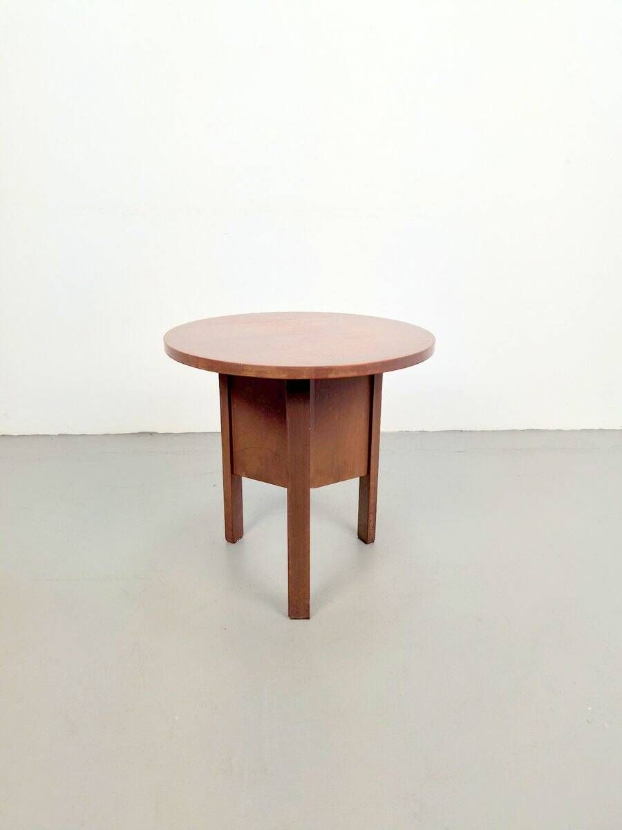 Dutch Art Deco Modernist Round Oak Side Table, 1930s