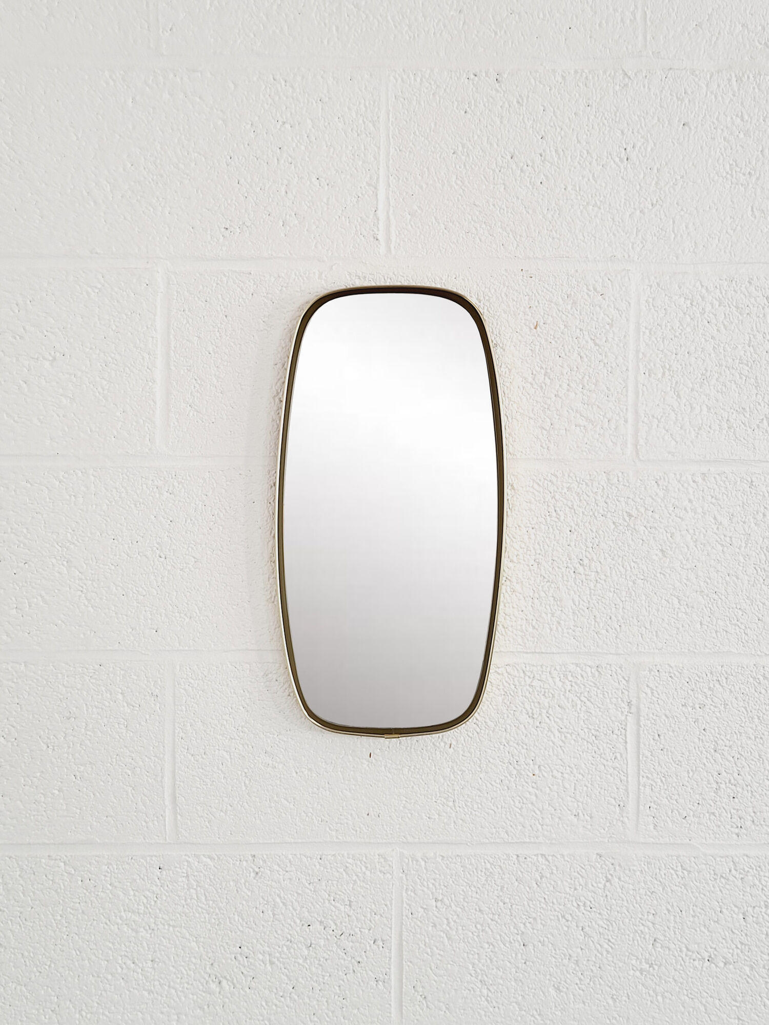 Rearview mirror and free form from the 50s - 60s on gold frame