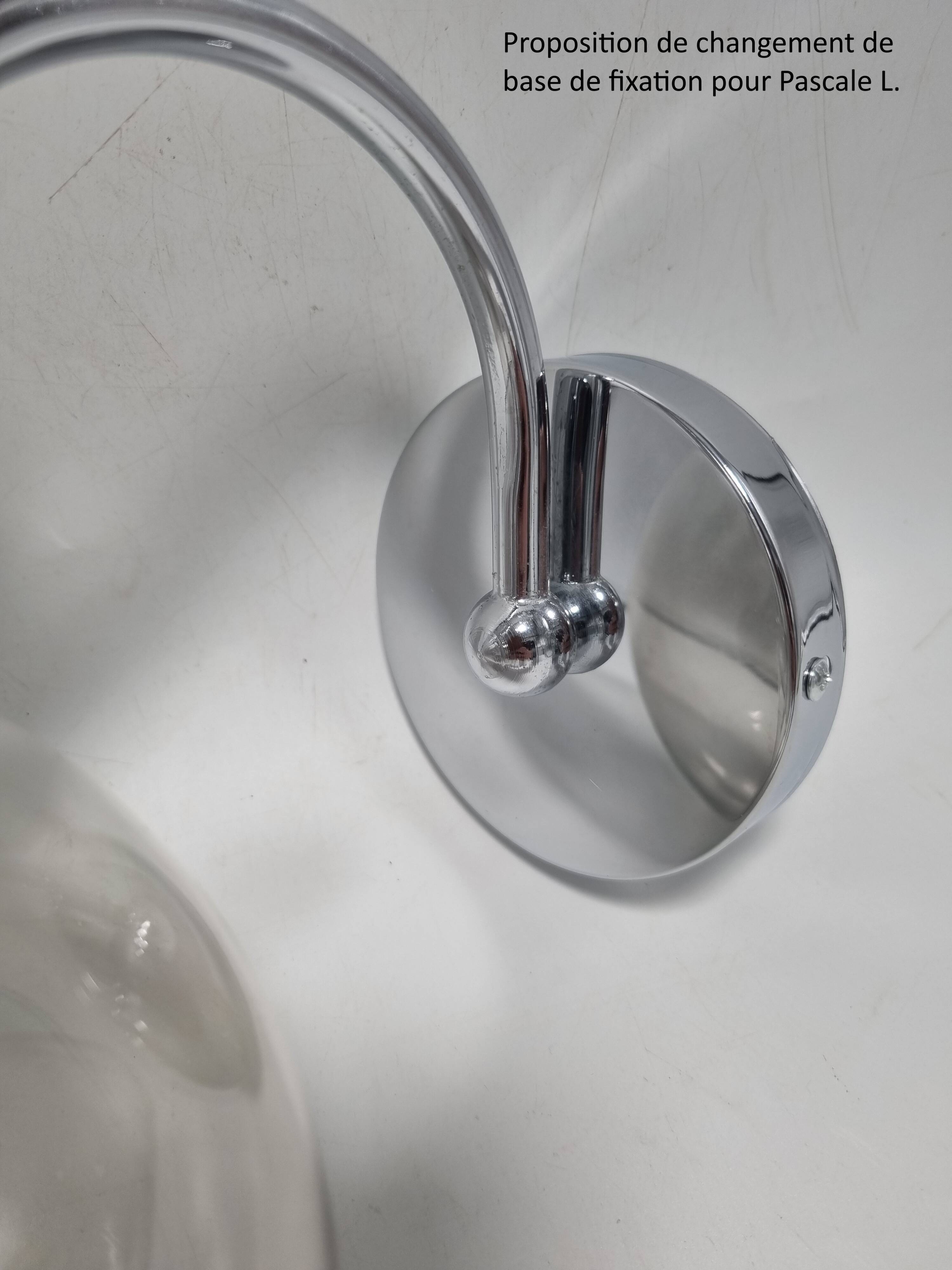 Pair of wall sconces