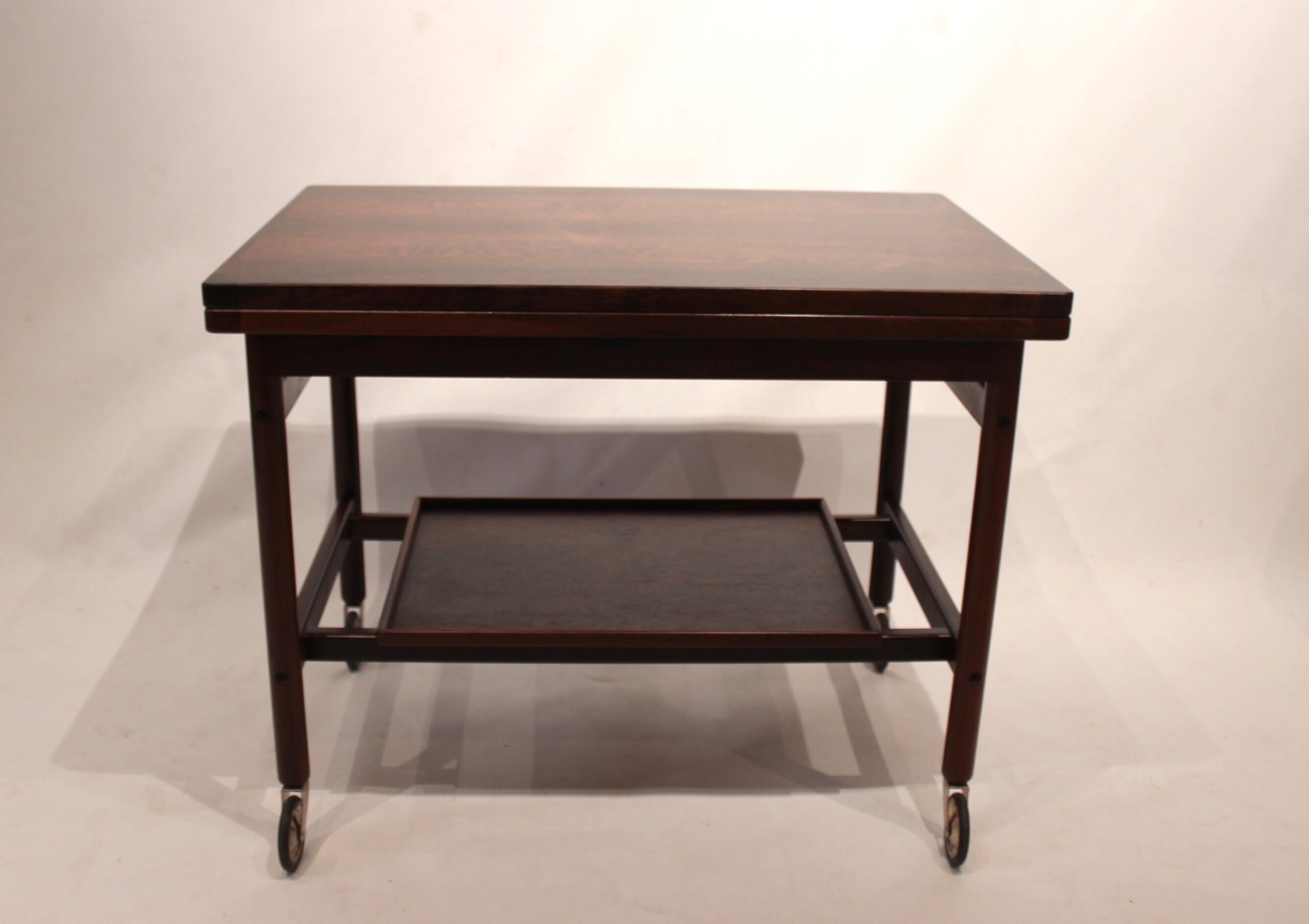 Desserte en bois de rose  danoise des années 1960