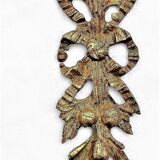 Anciens ornements d'ameublement en bronze