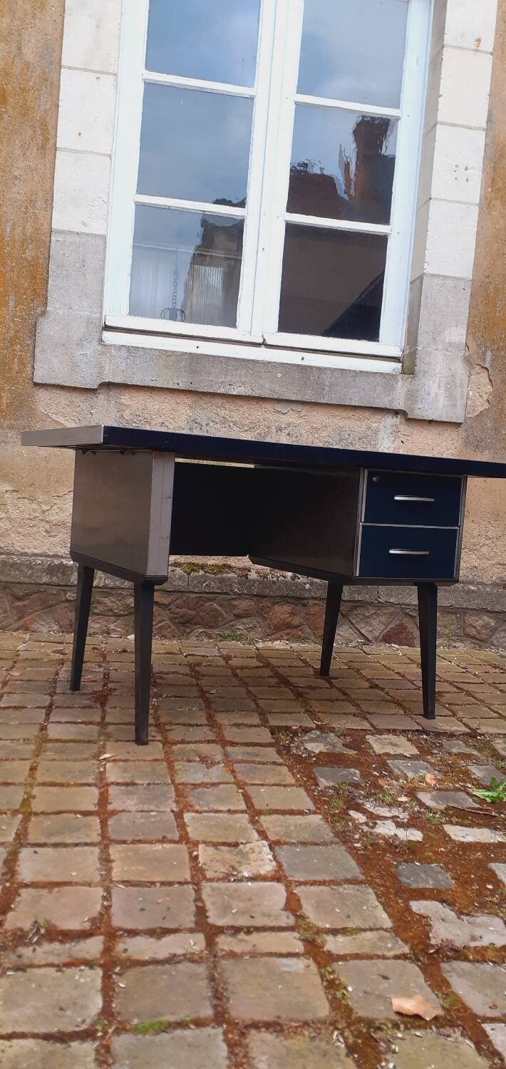 Strafor industrial metal desk, 1960s