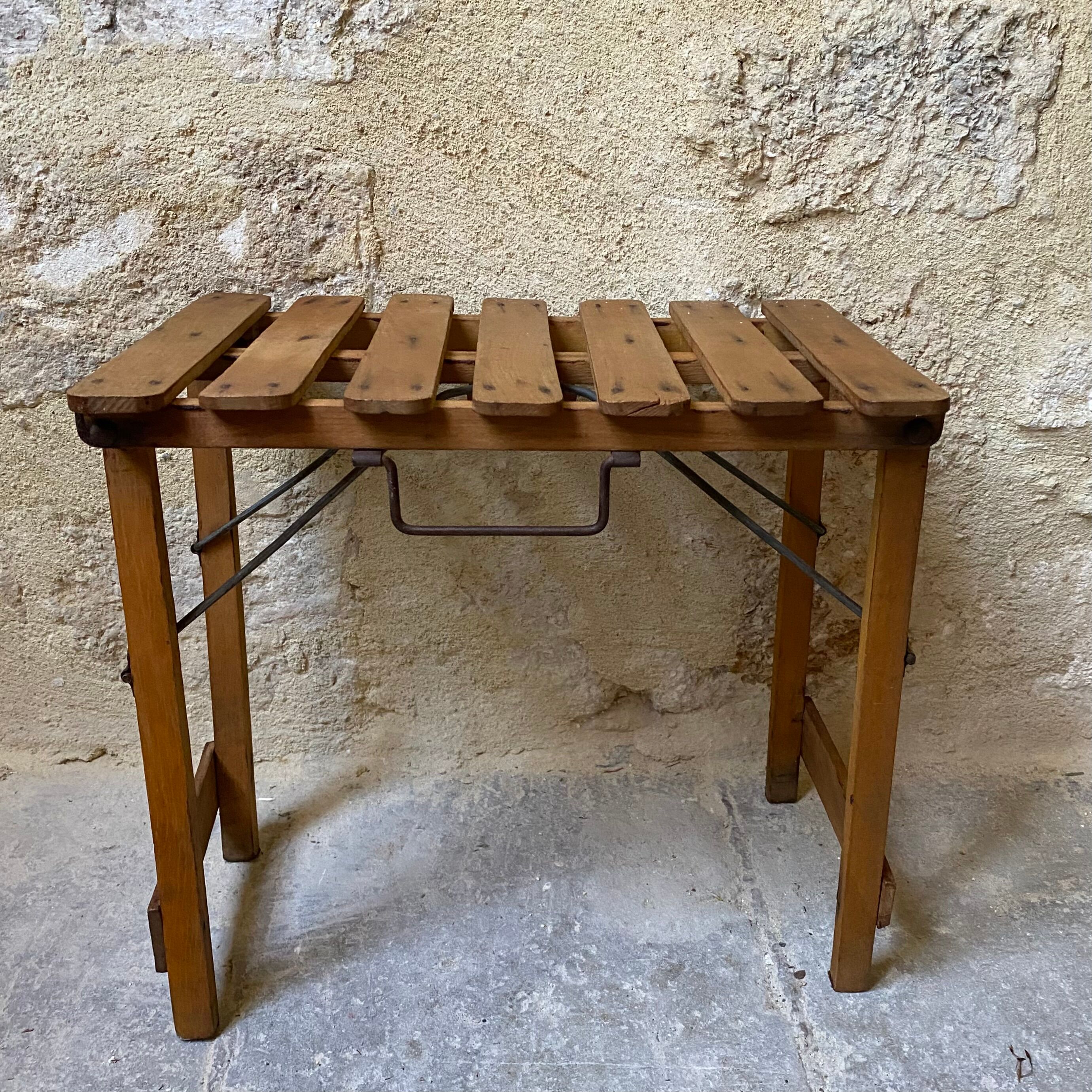 Folding stool