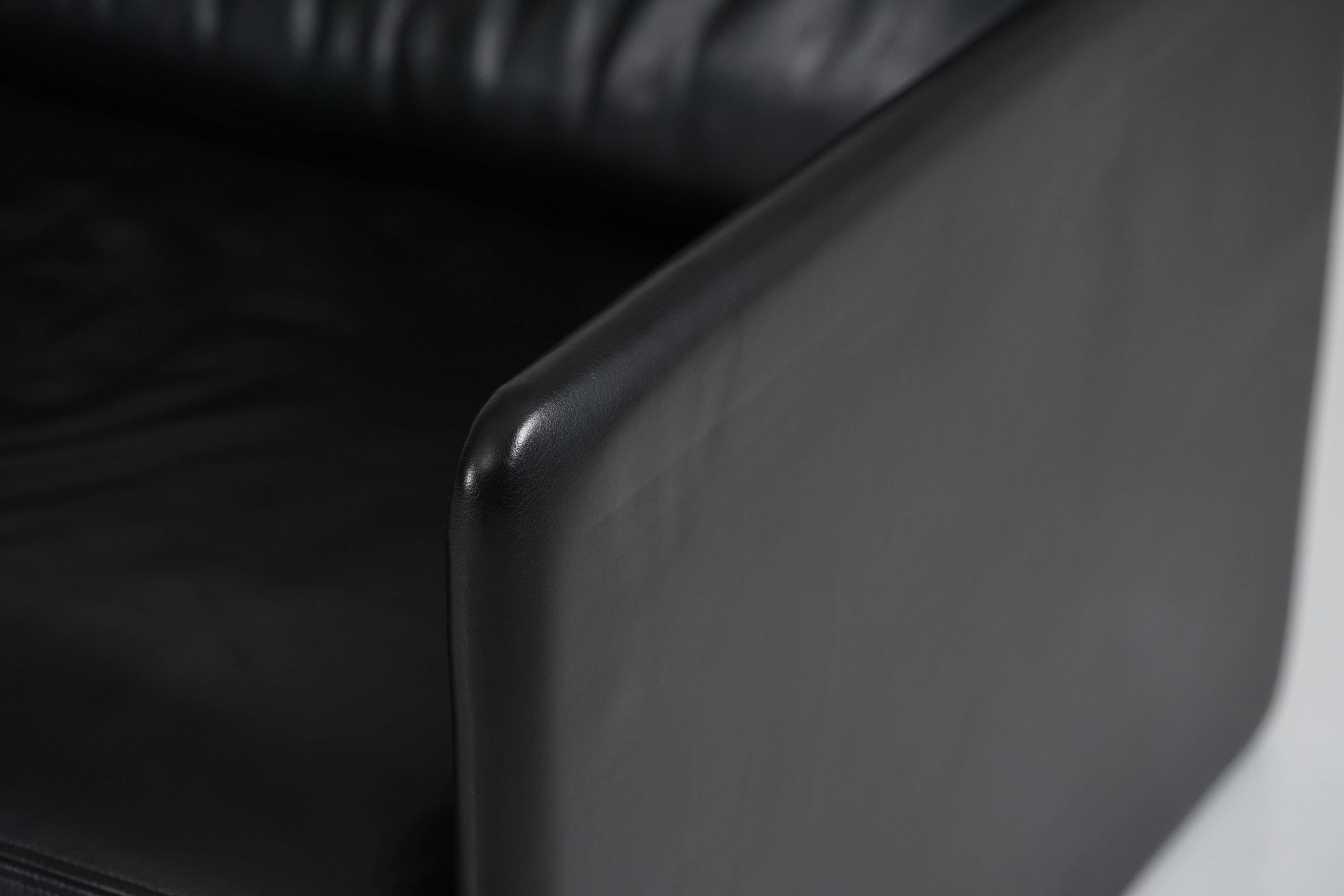 Black leather DS 78 sofa by De Sede