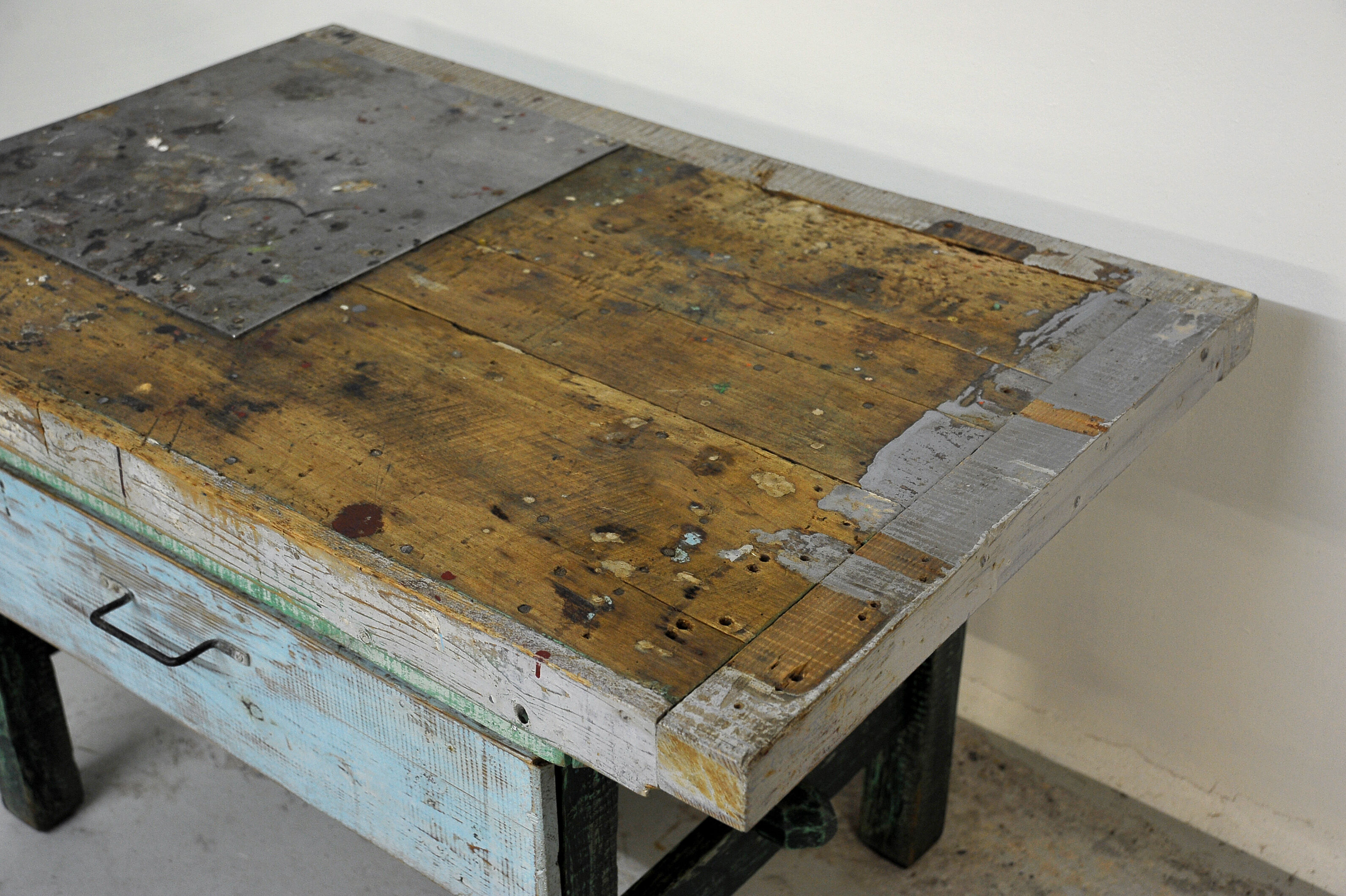 Old solid wood workbench 40/50