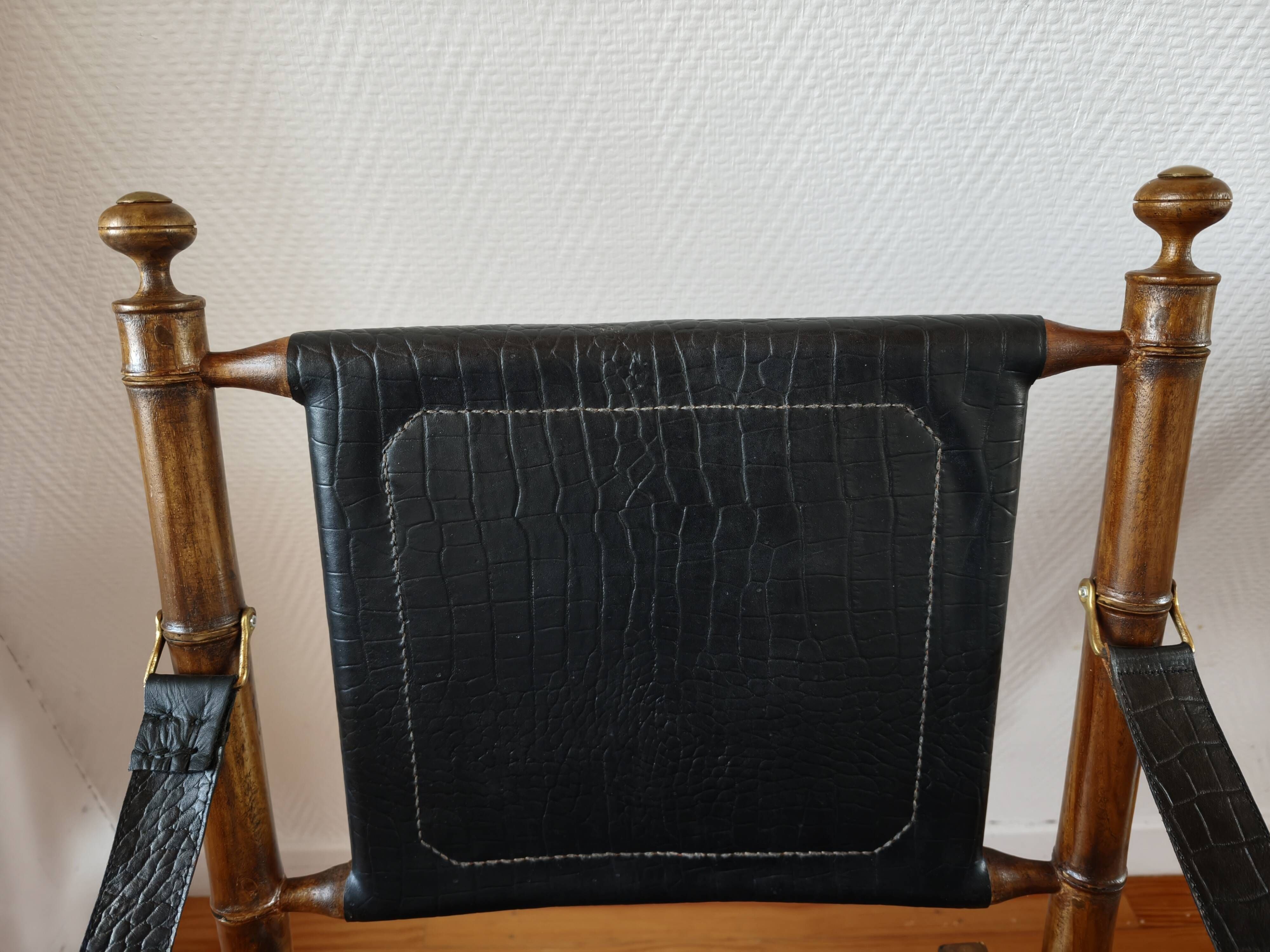 Pair of safari folding chairs in leather 1970-80