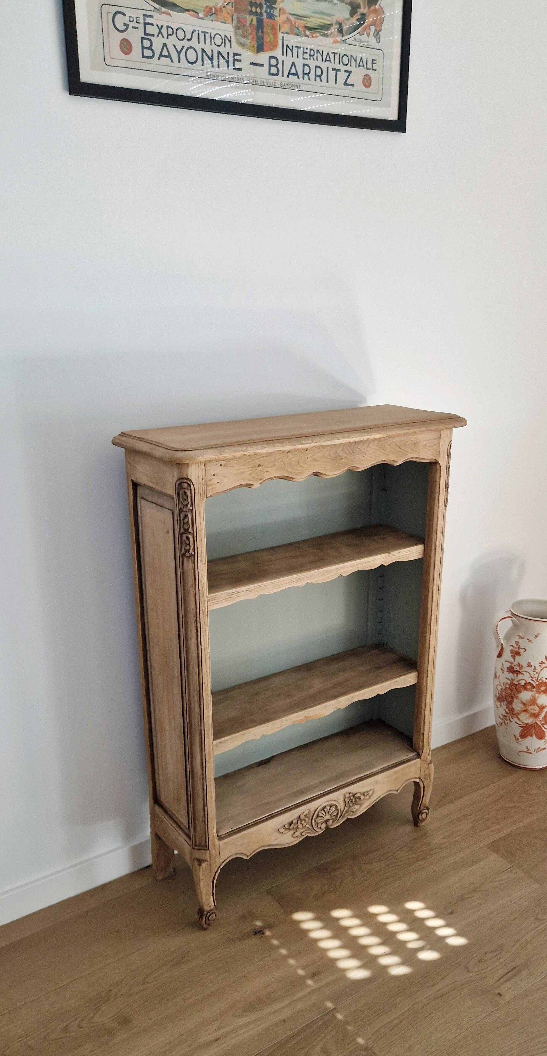 Bibus vintage oak bookcase
