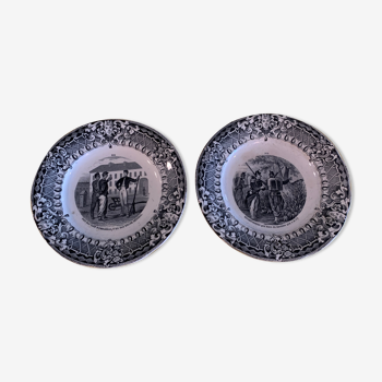 Set of 2 talking plates