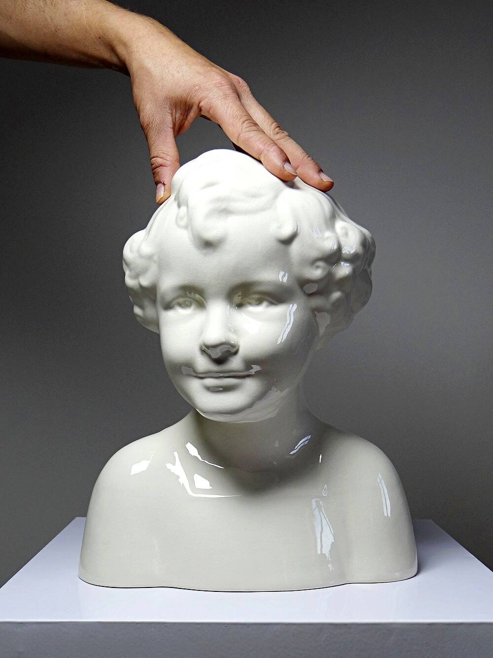 Very rare large faience bust from Sarreguemines, antique Art Deco.