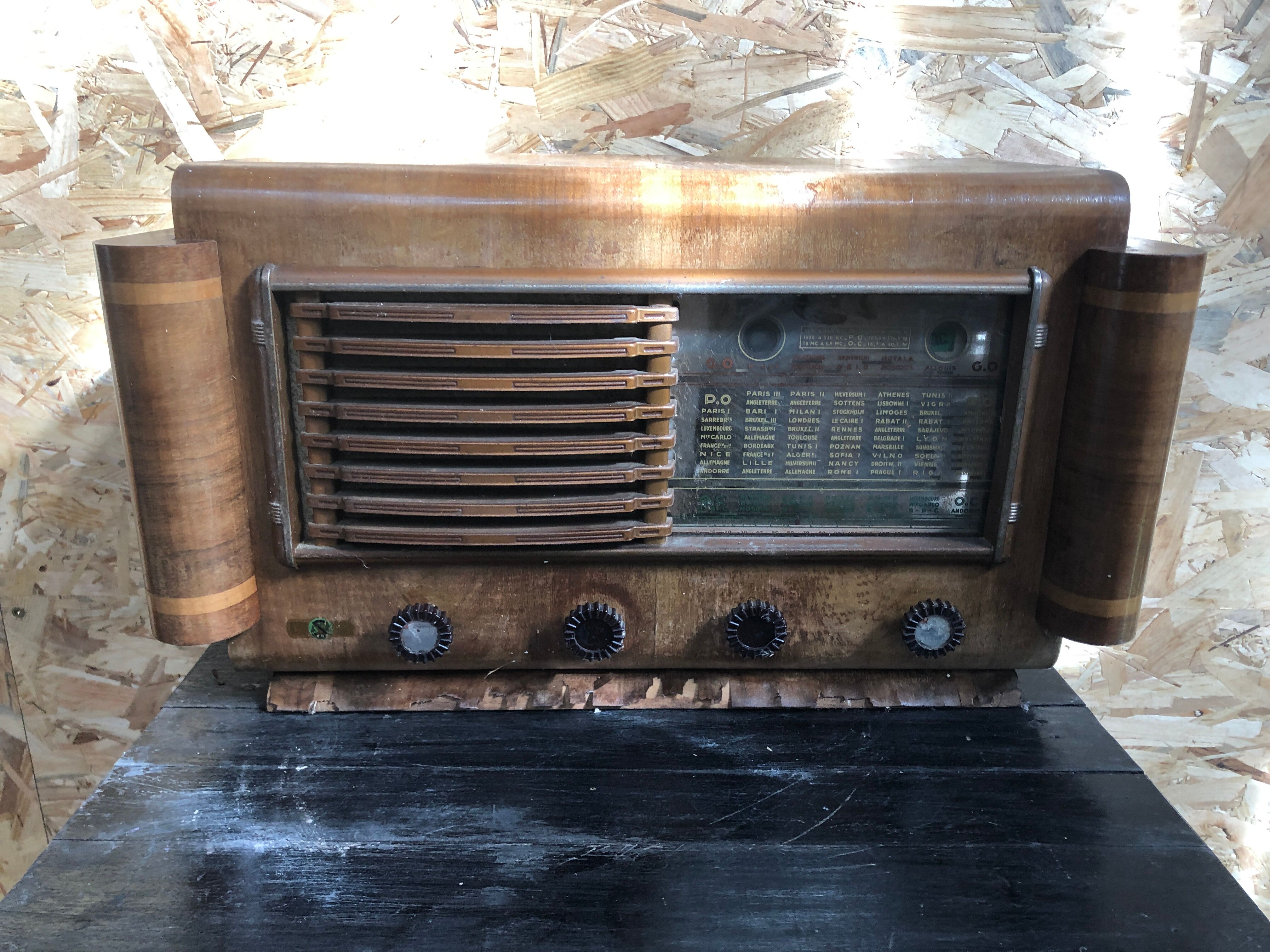 Old Radio TSF CRISLER Wood + Bakelite Buttons Vintage Hifi Decoration