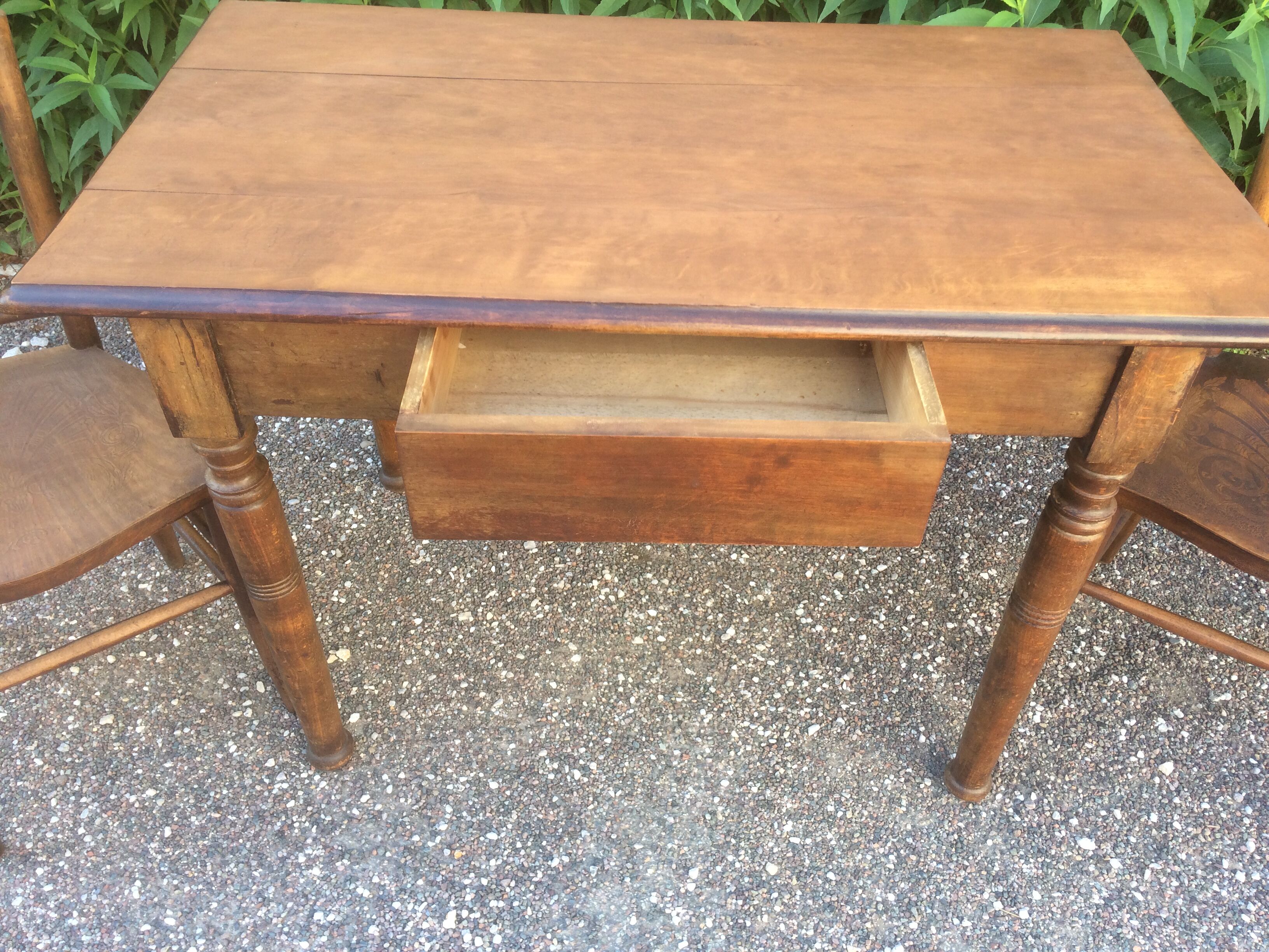 Wooden bistro table, two chairs