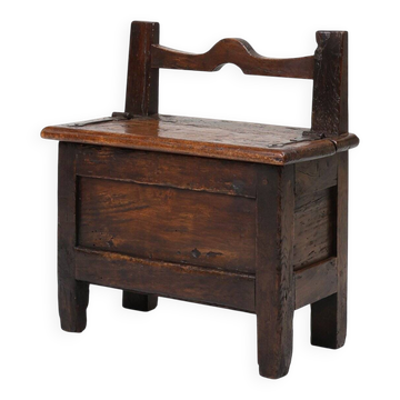 Tabouret en bois français ancien avec rangement