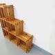 Bibliothèque étagère escalier en pin vintage des années 80 dans le style Maison Regain