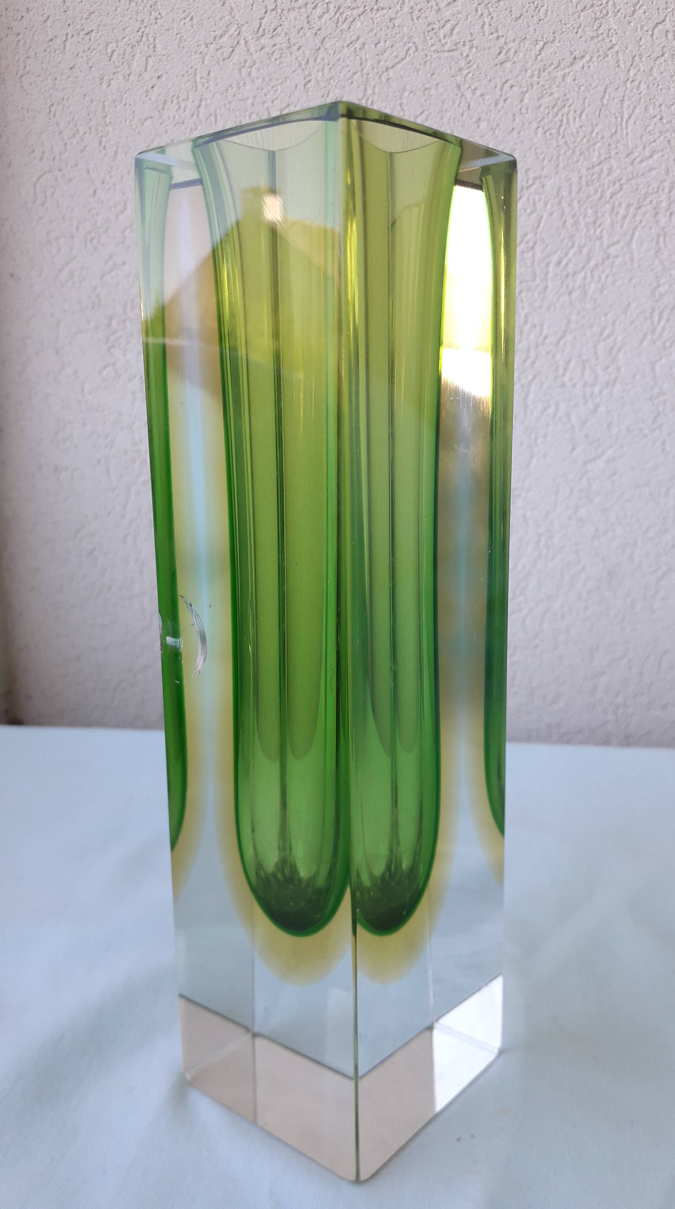 Murano glass Sommerso vase