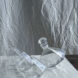 Small geometric carafe with diamond-shaped stopper and its 4 glasses