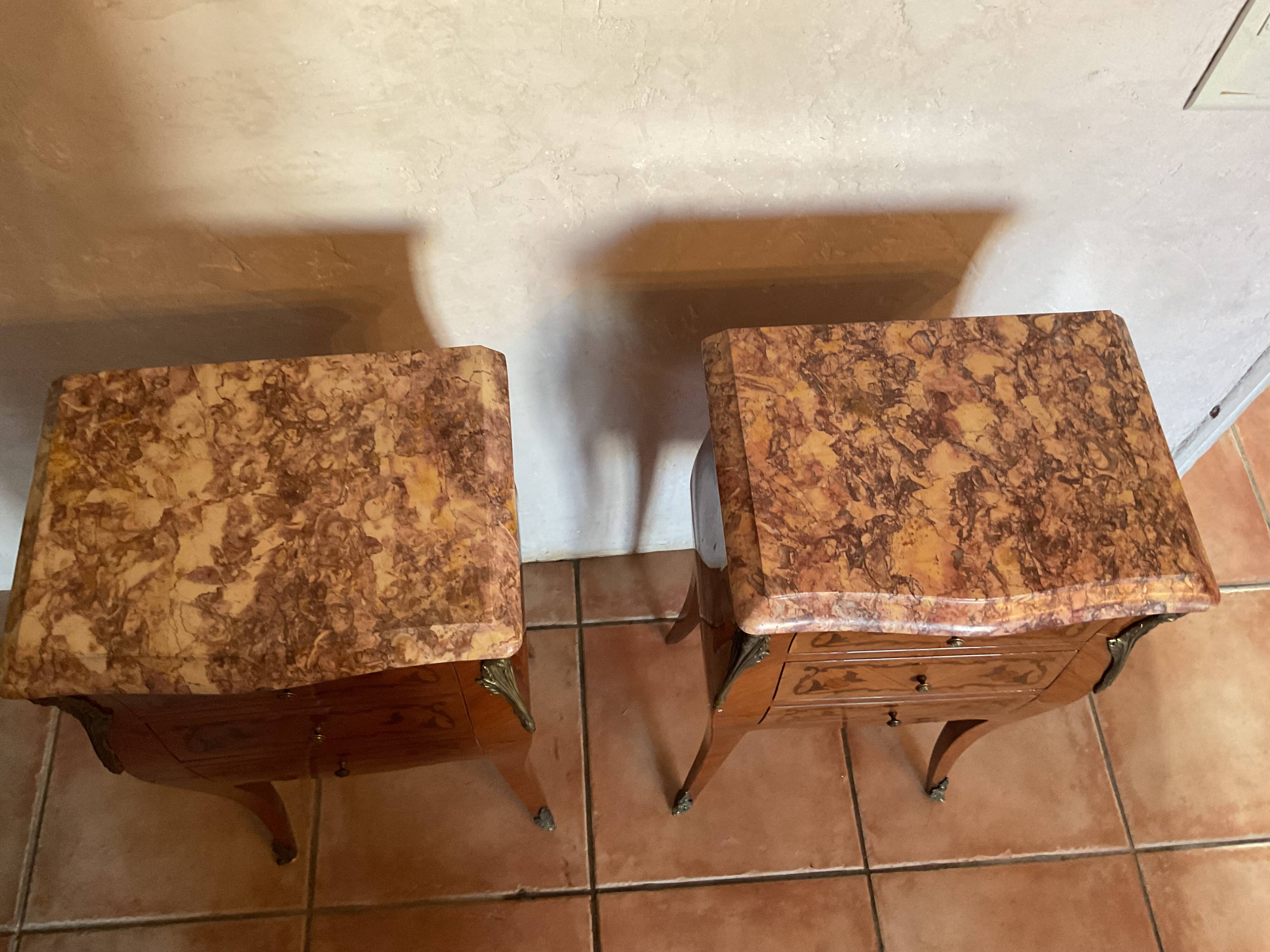 Paire de table de chevet Louis XV marqueterie an20