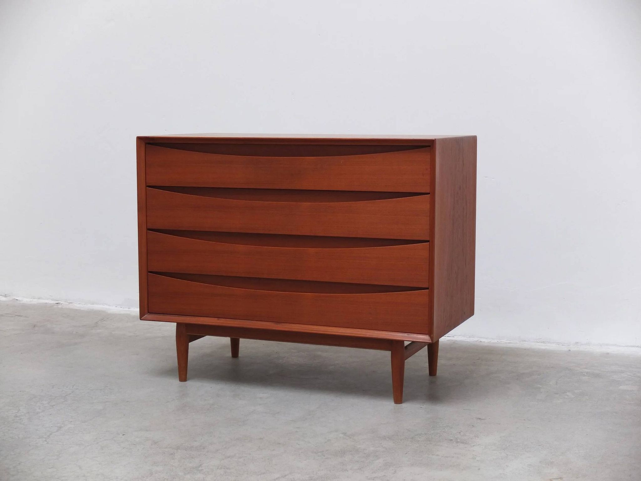 Freestanding chest of drawers in teak by Arne Vodder for Sibast, 1960s
