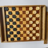 Old game of checkers and game of the goose