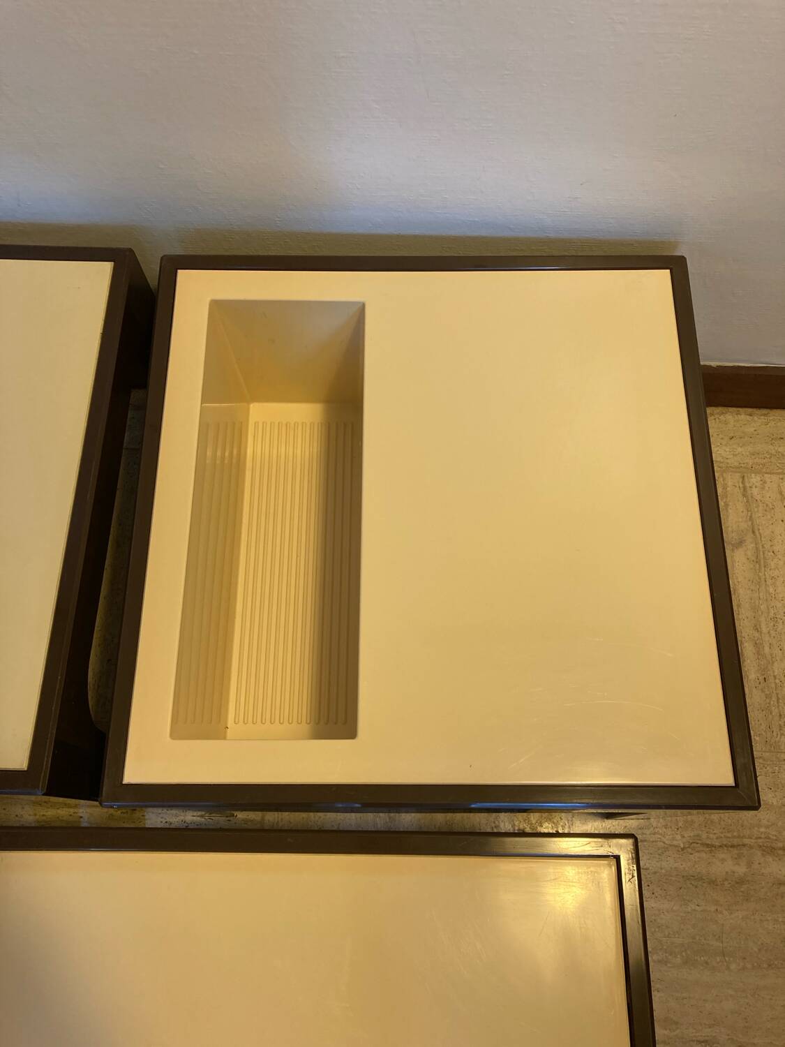 4 vintage Flair coffee tables