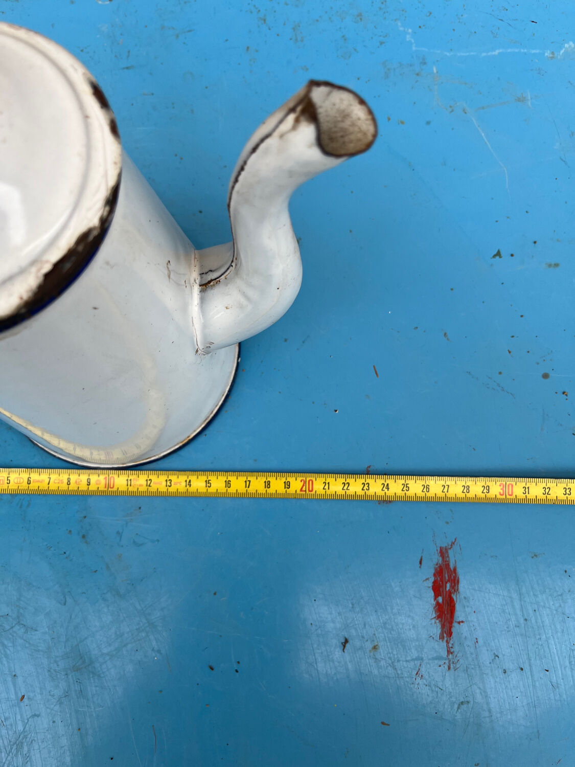 Enamelled coffee maker