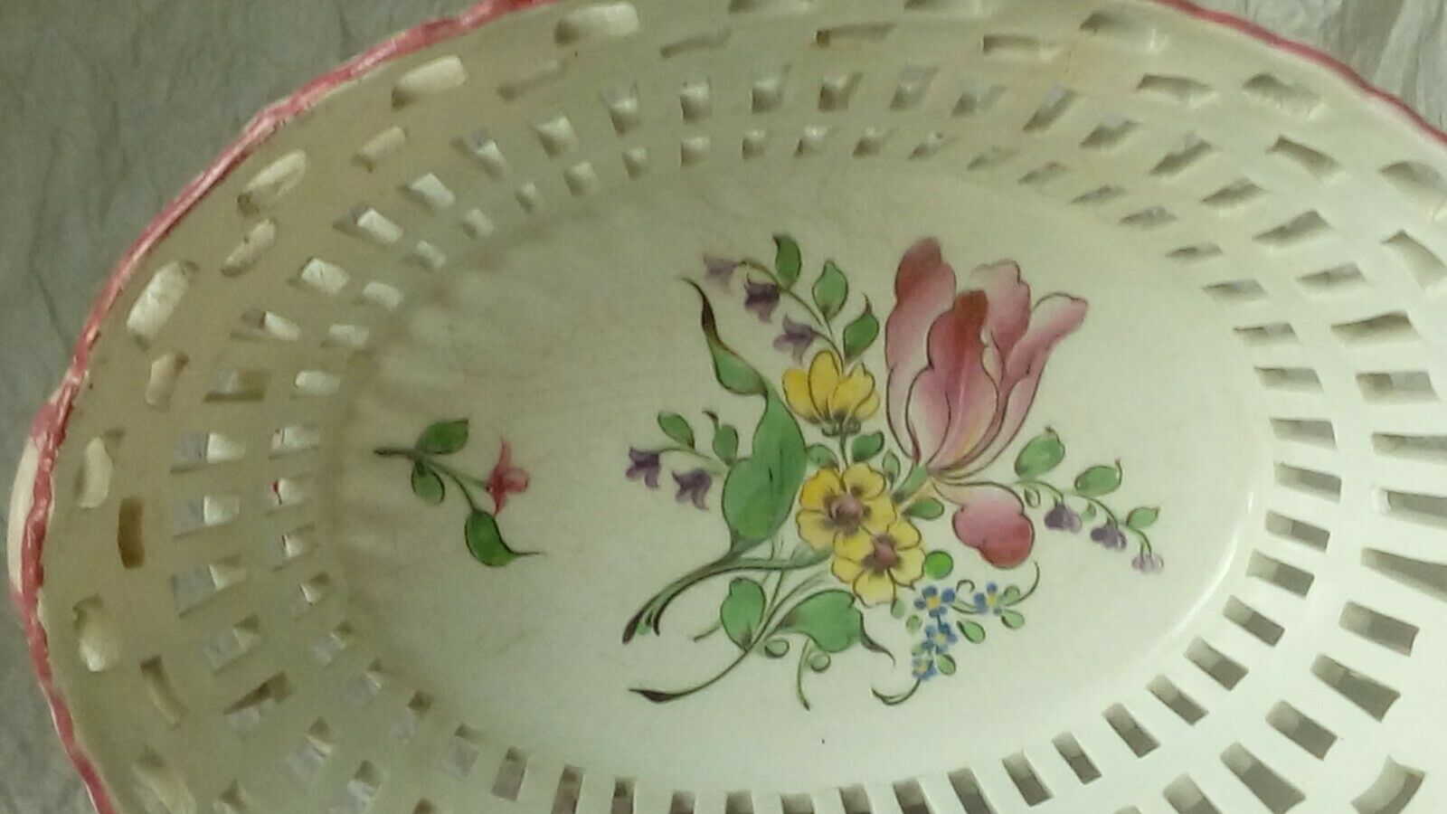 BASKET IN FAIENCE OPENWORK KELLER AND GUERIN LUNEVILLE