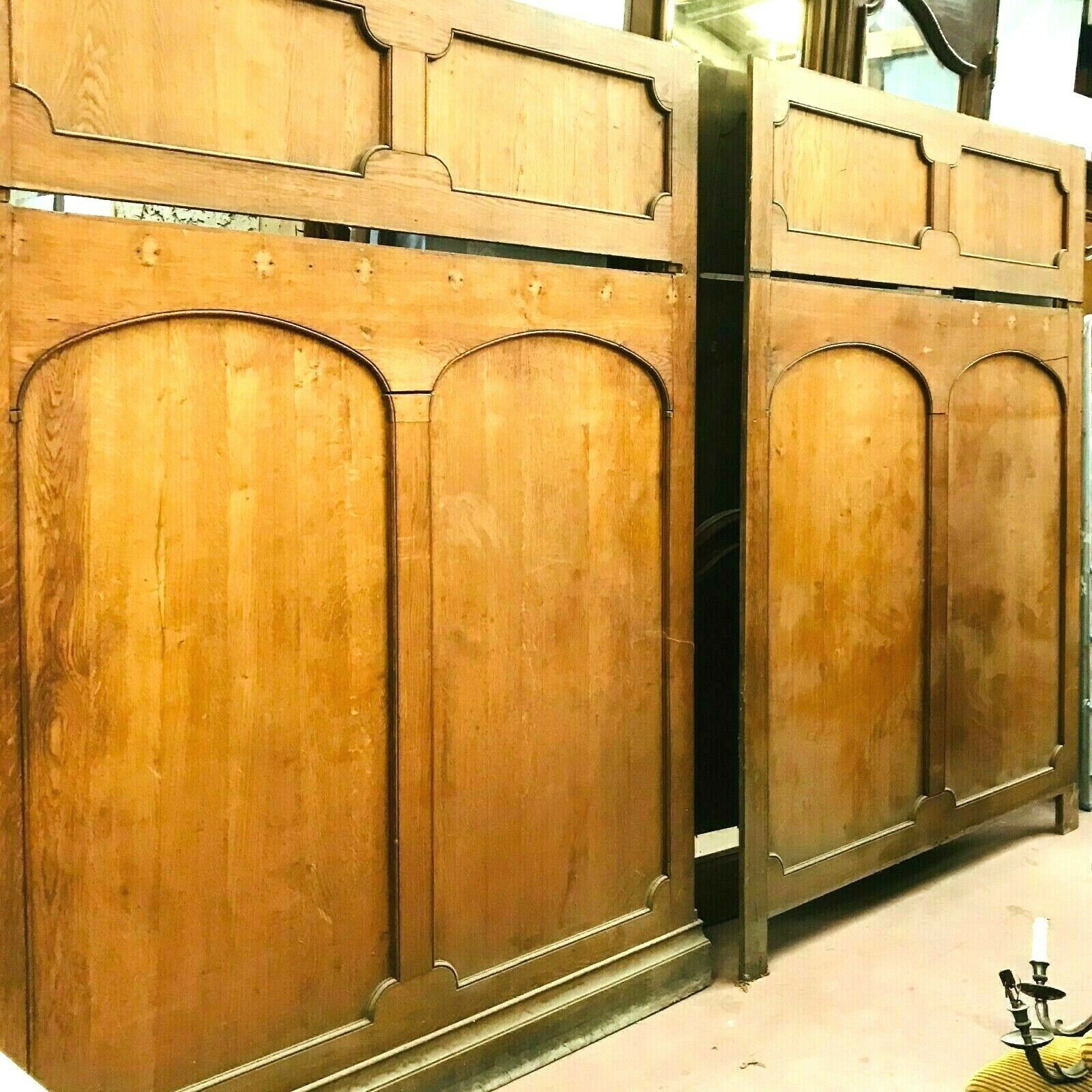 Art Deco moulded oak woodwork elements 20th century