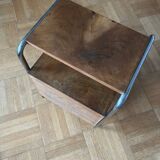Table de chevet fonctionnaliste