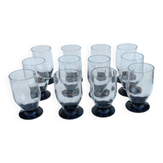 12 medium glass cups from the Art Deco period, by Daum Nancy.