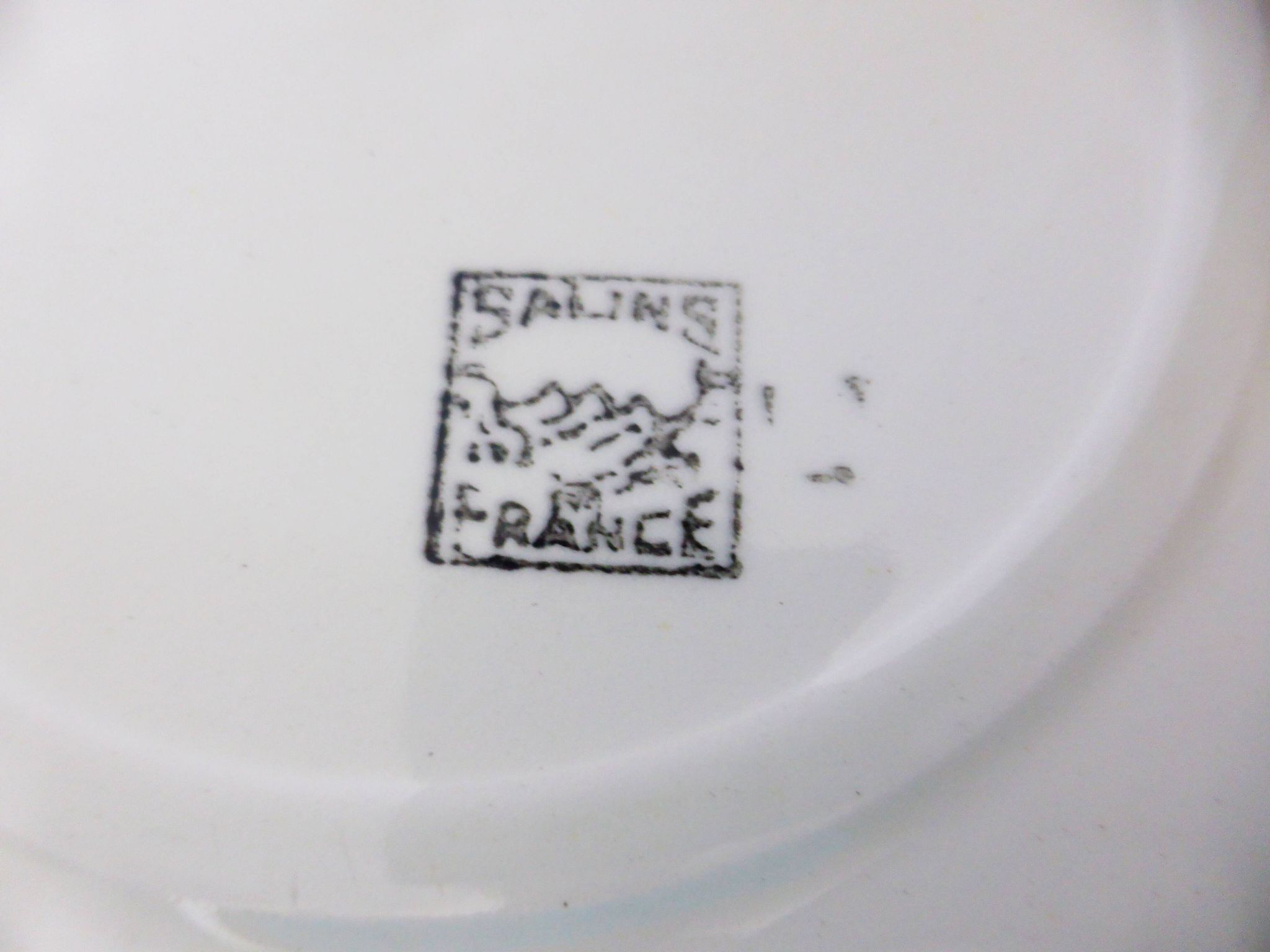 4 vintage flat plates from the Salins factory 210636