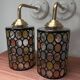 Paire d’appliques murales en verre vitrail