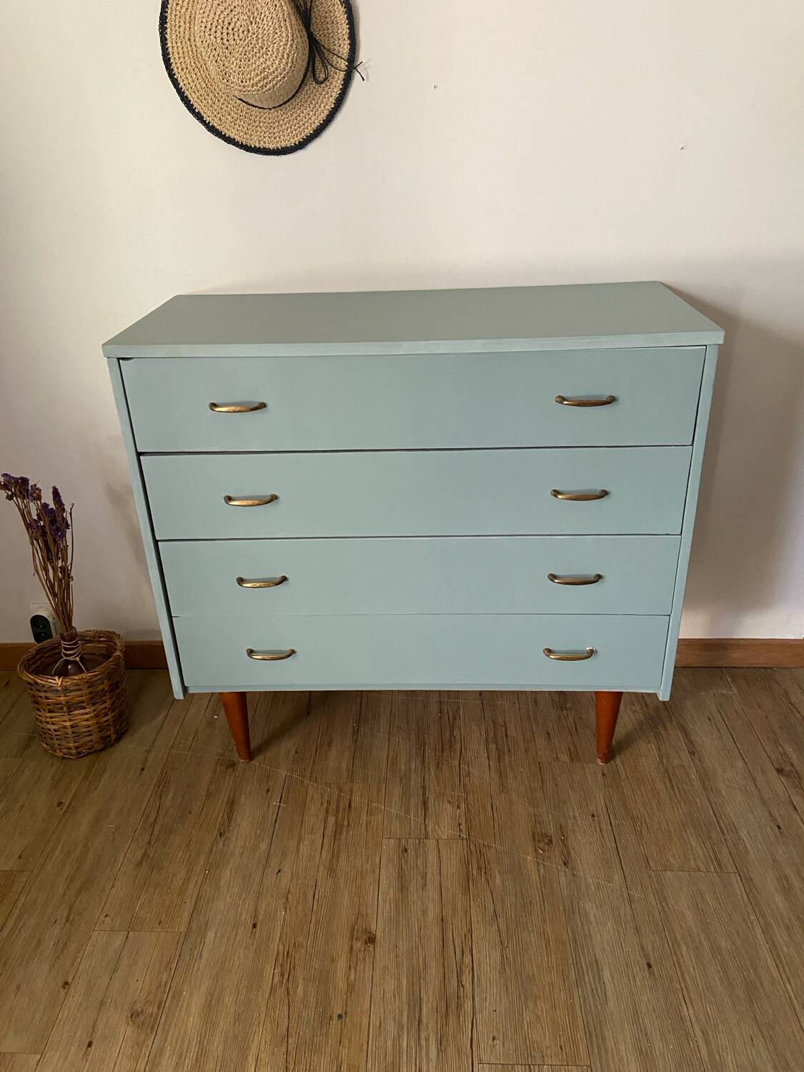 Commode vintage